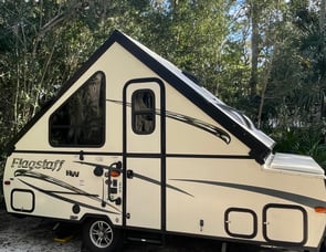 Forest River RV Flagstaff Hard Side High Wall Series 19QBHW