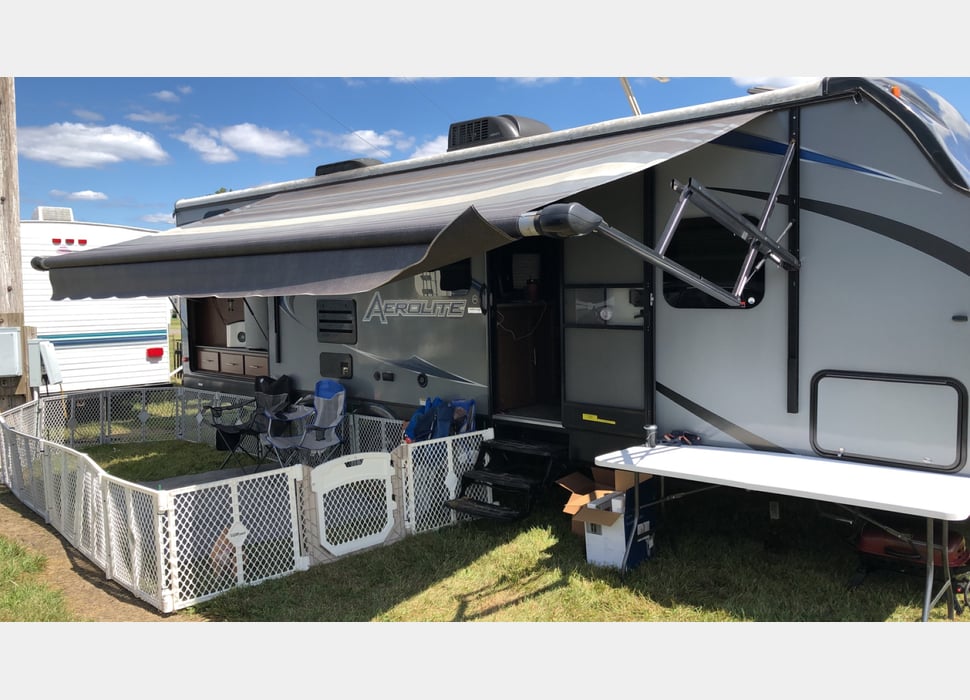 Travel Trailer rentals in West Hickory