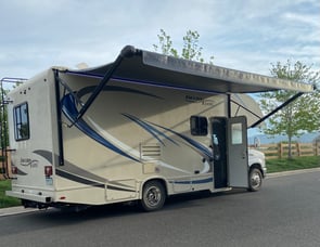 Thor Motor Coach Freedom Elite 24HE