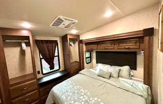 2019 Forest River RV Sierra 38FKOK