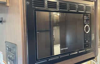 2020  Four Winds 23U $175/night