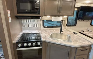 2022 Thor Motor Coach ACE 32.3