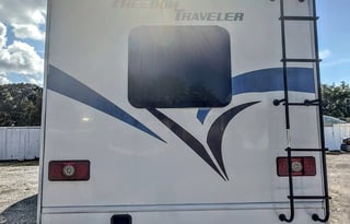 Val's Victory - 2023 Thor Freedom Traveler A32