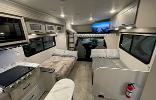 2024 Coachmen RV Freelander 30BH Ford 450