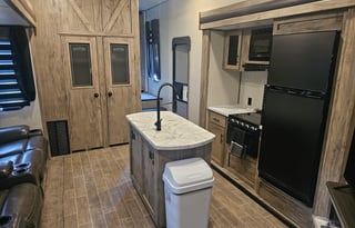 43' Arctic - Insurance Included
