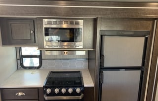 2018 Cruiser Shadow Cruiser 282BHS