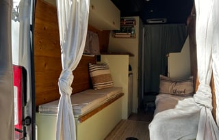 sunni the van -pet friendly | hot water | spacious