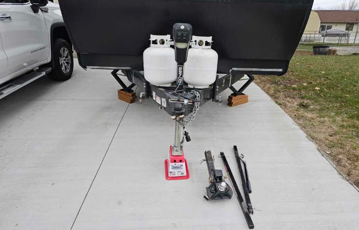 image of the front with hitch and equipment shown