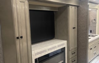 2020 Luxury Tiffin RV Deliver Disney/Daytona/Camps