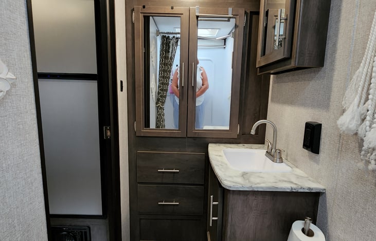 Wardrobe with hanging space and 3 drawers