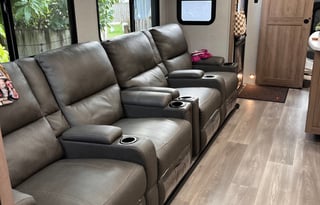 2024 Grand Design Imagine 3210BH