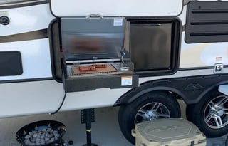 King Master, Fully Loaded Luxury, Turn-Key Ready!