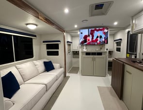 Highland Ridge RV Open Range Ultra Lite UT2504BH