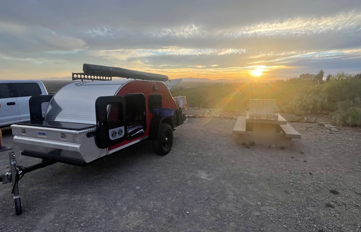 Easy setup with the perfect sunset view