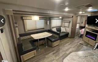 2021 Catalina Legacy Edition Floorplan: 263BHSCK
