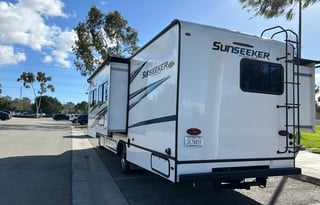 2023 Solar Dream Cruiser with 2 slides and 4 beds