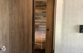 Pet Friendly Bunkhouse Camper Rental