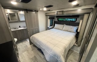 Hannah's Montana - 2021 Keystone RV Montana 3761FL
