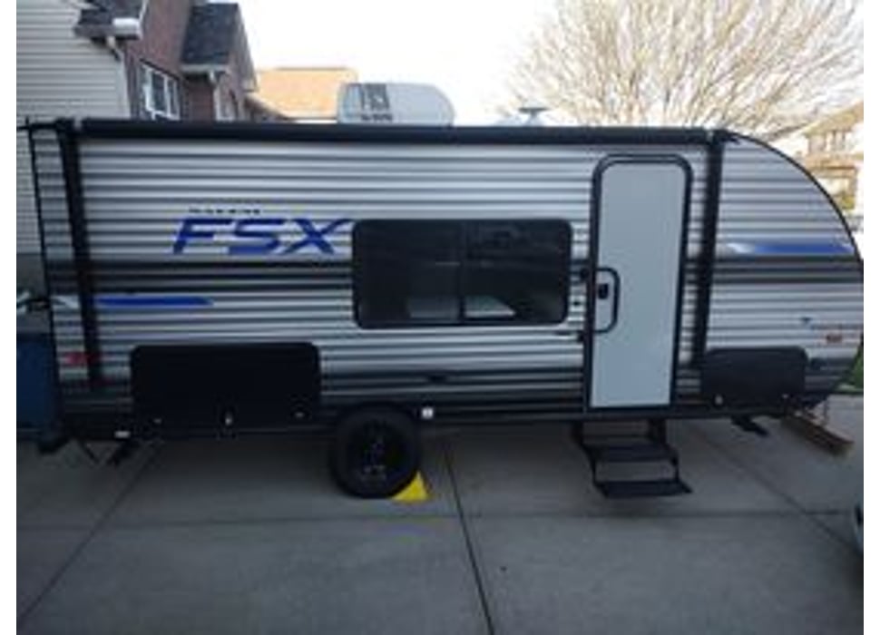 Travel Trailer rentals in Milford