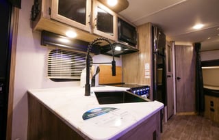 **Alpha Wolf Bunk House-Beautiful!**