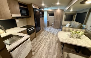 Grand Design Imagine 2600RB (BRFL 1447)