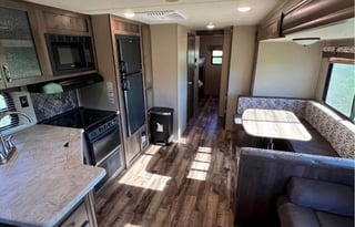 2018 Palomino Puma 31-BHSS