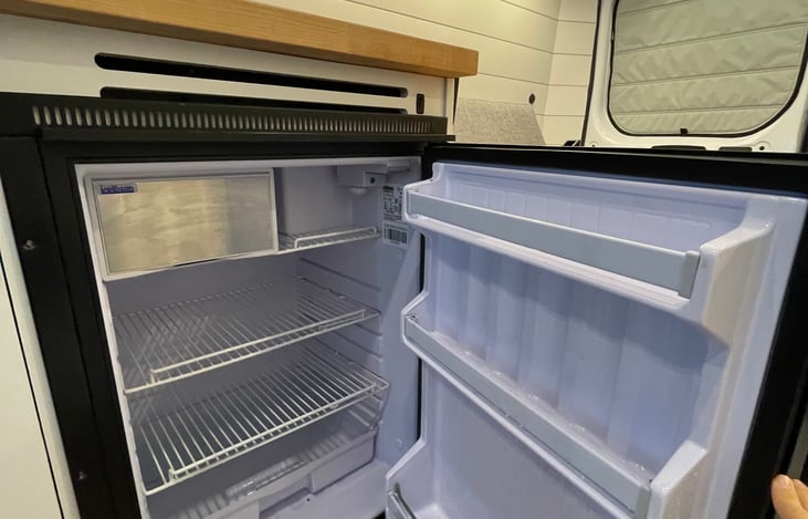 130 L refrigerator with small freezer