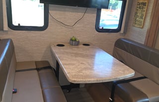 2021 Thor Motor Coach Quantum LF31