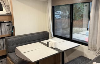 2025 Campsite Ultra – Bunks, Delivery, Sleeps 8