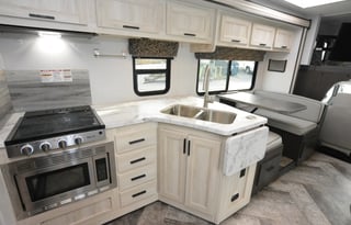 Sunseeker S5 with Theater Chairs!