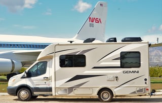 2017 Thor Motor Coach Gemini 23TB