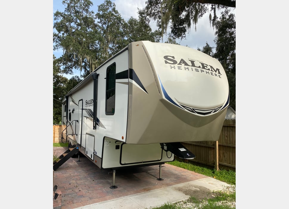 Fifth Wheel rentals in Zephyrhills