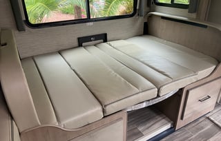 2022 Thor Motor Coach Four Winds 25M