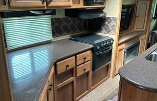 Couples Retreat & Pet Friendly Camper Rental