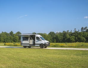 Storyteller Overland Storyteller Overland Stealth MODE 4x4