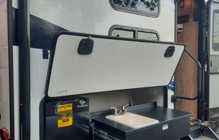 2021 Palomino SolAire Ultra Lite 243BHS