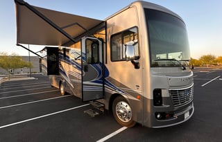 2022 Holiday Rambler Vacationer 35K