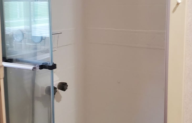 Full Stand up Shower