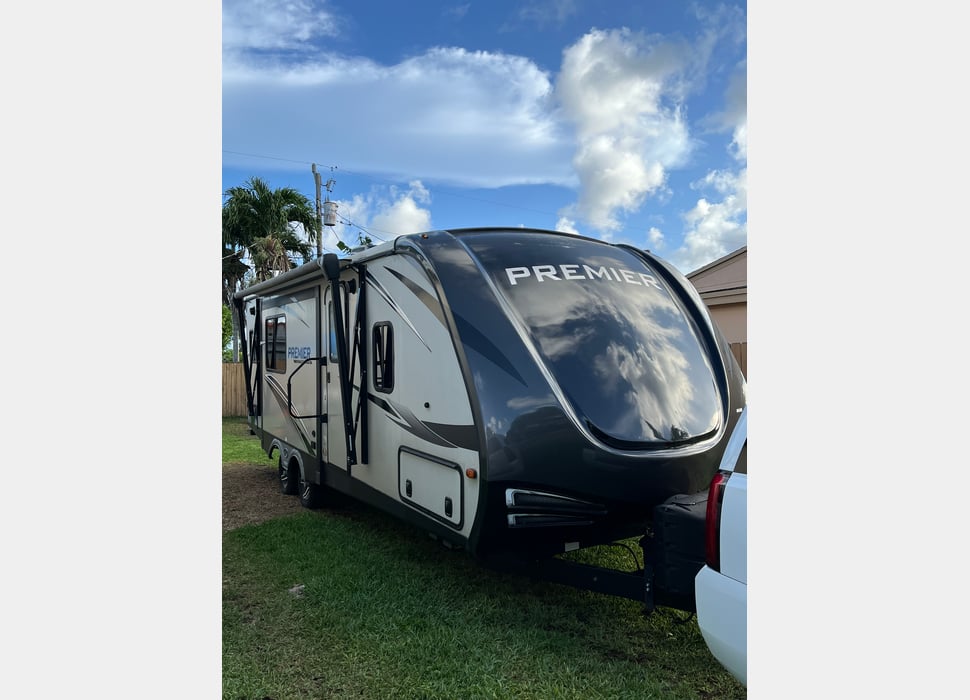 Travel Trailer rentals in Miami