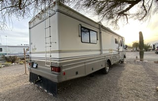 2000 Fleetwood RV Bounder