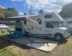 Thor Motor Coach Four Winds 24C