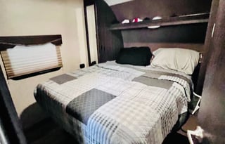 2018 Forest River RV Stealth SG2910