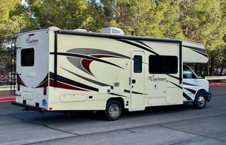 2019 Coachmen RV Freelander 26DS - Low miles