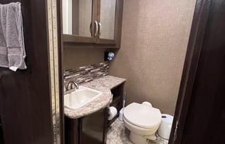 2017 Thor Motor Coach Freedom Elite 30FE