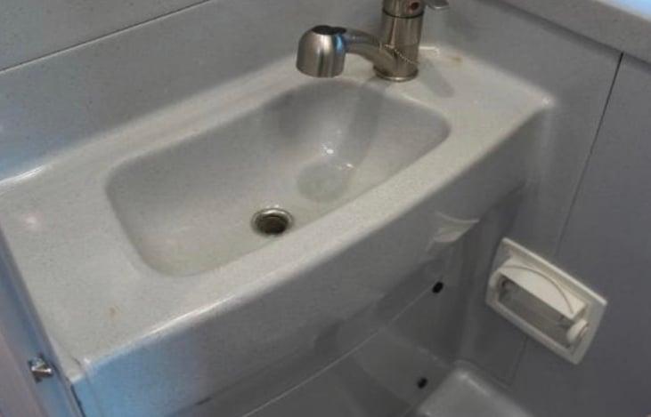 Bathroom sink