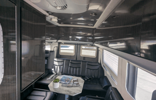 SPACIOUS 2015 Airstream