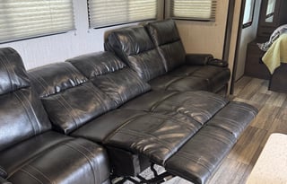 Double Suite Hauler Retreat