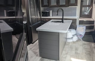 2022 Grand Design Momentum M-Class 381M