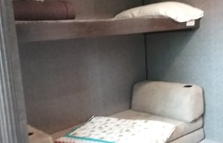 Clark's Comfy Camper-sleeps 9