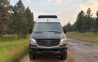 "Vando" - Ultimate Montana Off Grid Adventure Van